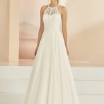 aurora-bianco-evento-trouwjurk-bruidswinkel-bruidsboetiek-de-blauwe-hoeve-bruidsmode-apeldoorn-romantisch-prinses-betaalbaar