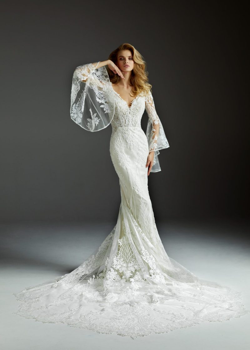 Couture-by-Modeca_Udele_Afront_1886-scaled-e1677849562520 udele-couture-by-modeca-trouwjurk-bruidsboetiek-de-blauwe-hoeve-bruidswinkel-apeldoorn-gelderland-bruidsmode
