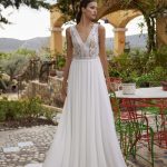Herve Paris_My freedom_Ajaccio_bruidsboetiek-de-blauwe-hoeve-bruidswinkel-apeldoorn-prinses-bruidsmode-boho-romantische-trouwjurk