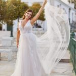 23324-miss-emily-tres-chic-trouwjurk-bruidsmode-bruidswinkel-apeldoorn-bruidsboetiek-de-blauwe-hoeve-romantisch-prinses