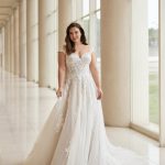 Martha Blanc Marine bruidsboetiek de blauwe hoeve apeldoorn bruidsmode prinses a-lijn glitter tule kant plussize mouwtje