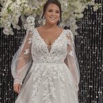 Trouwjurk Maggie Sottero Alexandria A-lijn Glitter tule prinses lange mouw Bruidsboetiek De Blauwe Hoeve Bruidsmode Apeldoorn