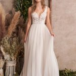 Trouwjurk Lillian West 66213 A-lijn Tule Kant Justin Alexander Bruidsmode Apeldoorn Prinses Bruidsboetiek de Blauwe Hoeve