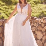 lillian-west-trouwjurk-66245-bruidsboetiek-de-blauwe-hoeve-bruidsmode-apeldoorn-trouwjurk-boho-romantisch