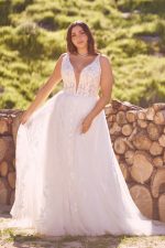 lillian-west-trouwjurk-66245-bruidsboetiek-de-blauwe-hoeve-bruidsmode-apeldoorn-trouwjurk-boho-romantisch