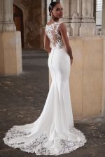 trouwjurk 11283_FF_REAGAN_Adore-Justin-Alexander-bruidsboetiek-de-blauwe-hoeve-apeldoorn-bruidsmode fit 'n flare kant romantisch bruidsjurk