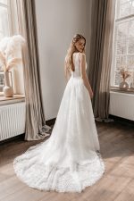 Bruidsboetiek de Blauwe Hoeve_Bruidsmode Apeldoorn_Prinses_Alijn_Trouwjurk_Cizzy Bridal_CZ22597_Made With Love