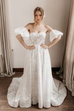 Bruidsboetiek de Blauwe Hoeve_Bruidsmode Apeldoorn_Prinses_Alijn_Trouwjurk_Cizzy Bridal_WA22948_Made With Love_modern_minimalistisch_trouwjurk