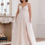 jarice-clementine-trouwjurk-bruidsboetiek de blauwe hoeve-bruidsmode-apeldoorn-bruidjurk