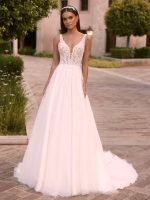 Bianco Evento-Lerodea-bruidsboetiek-de-blauwe-hoeve-bruidsmode-apeldoorn