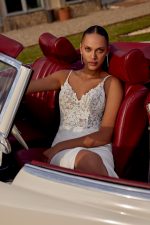 trouwjurk-Everley Alexander-bruidsmode-apeldoorn-bruidsboetiek-de-blauwe-hoeve-justin-alexander