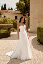 Sincerity-44580-trouwjurk-bruidswinkel-bruidsmode-apeldoorn-bruidsboetiek-de-blauwe-hoeve