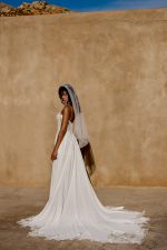 Lillian West-66446-trouwjurk-bruidswinkel-bruidsmode-apeldoorn-bruidsboetiek-de-blauwe-hoeve