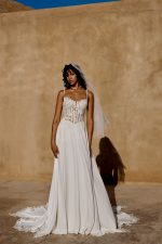 Lillian West-66446-trouwjurk-bruidswinkel-bruidsmode-apeldoorn-bruidsboetiek-de-blauwe-hoeve
