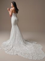 Maggie Sottero-Bellevue-trouwjurk-bruidswinkel-bruidsmode-apeldoorn-bruidsboetiek-de-blauwe-hoeve