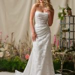 Maggie Sottero-Kendall-trouwjurk-bruidswinkel-bruidsmode-apeldoorn-bruidsboetiek-de-blauwe-hoeve