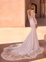 Bianco Evento-Evangelina-trouwjurk-bruidswinkel-bruidsmode-apeldoorn-bruidsboetiek-de-blauwe-hoeve