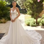 Alma Novia- Marlen-trouwjurk-bruidswinkel-bruidsmode-apeldoorn-bruidsboetiek-de-blauwe-hoeve
