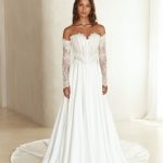 Serene- By Madi Lane-Blue-trouwjurk-bruidswinkel-bruidsmode-apeldoorn-bruidsboetiek-de-blauwe-hoeve