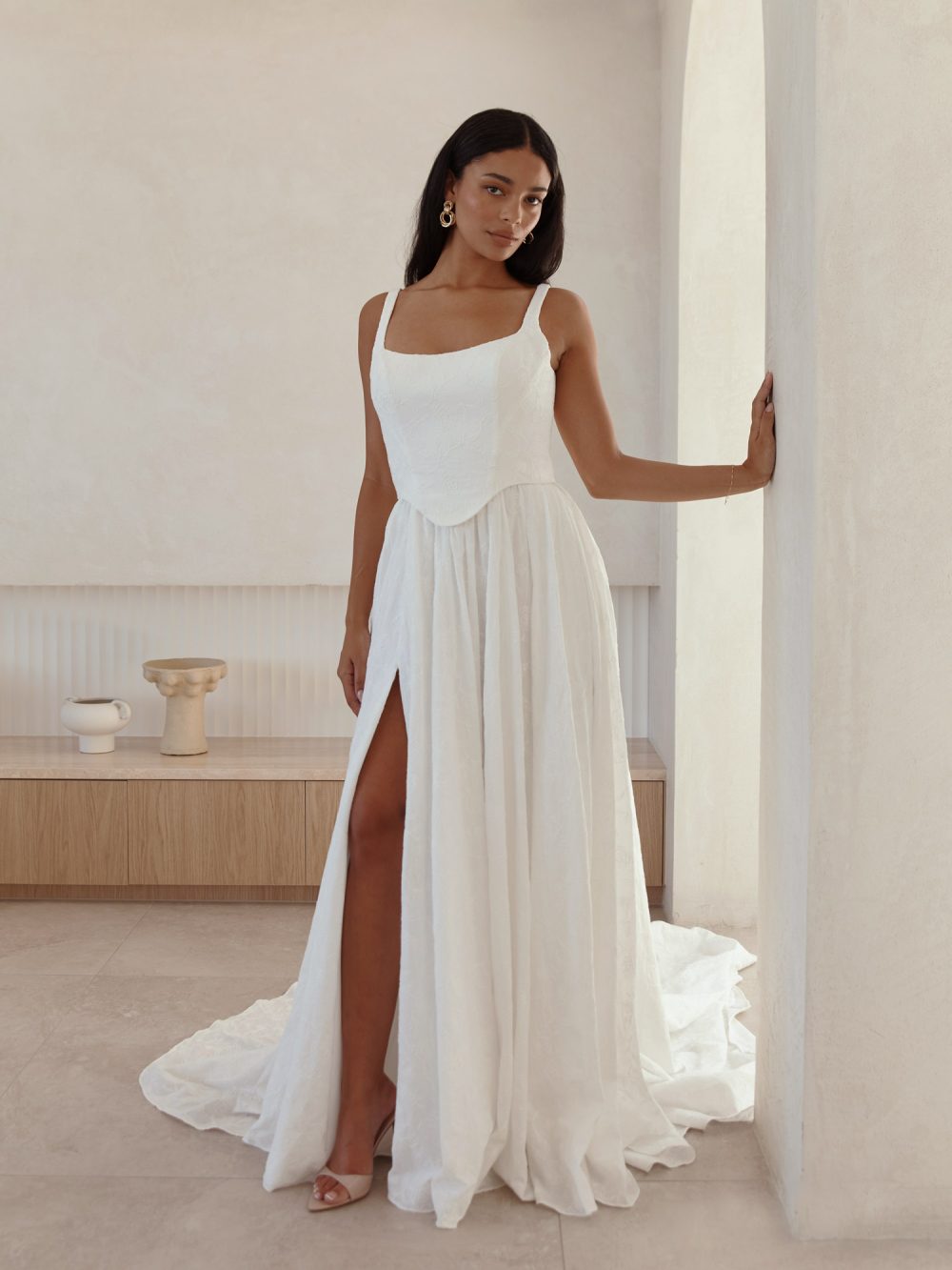TANGO_SR2652_1 Serene- By Madi Lane-Tango-trouwjurk-bruidswinkel-bruidsmode-apeldoorn-bruidsboetiek-de-blauwe-hoeve