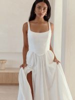 Serene- By Madi Lane-Tango-trouwjurk-bruidswinkel-bruidsmode-apeldoorn-bruidsboetiek-de-blauwe-hoeve