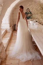 Lillian West- 66384 -trouwjurk-bruidswinkel-bruidsmode-apeldoorn-bruidsboetiek-de-blauwe-hoeve