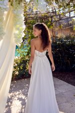 Lillian West- 66425 -trouwjurk-bruidswinkel-bruidsmode-apeldoorn-bruidsboetiek-de-blauwe-hoeve