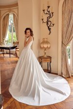 Lillian West- 88504 -trouwjurk-bruidswinkel-bruidsmode-apeldoorn-bruidsboetiek-de-blauwe-hoeve