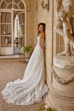 Lillian West- 88510 -trouwjurk-bruidswinkel-bruidsmode-apeldoorn-bruidsboetiek-de-blauwe-hoeve