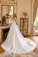 Lillian West- 88516 -trouwjurk-bruidswinkel-bruidsmode-apeldoorn-bruidsboetiek-de-blauwe-hoeve