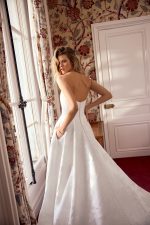 Lillian West- 88535 -trouwjurk-bruidswinkel-bruidsmode-apeldoorn-bruidsboetiek-de-blauwe-hoeve